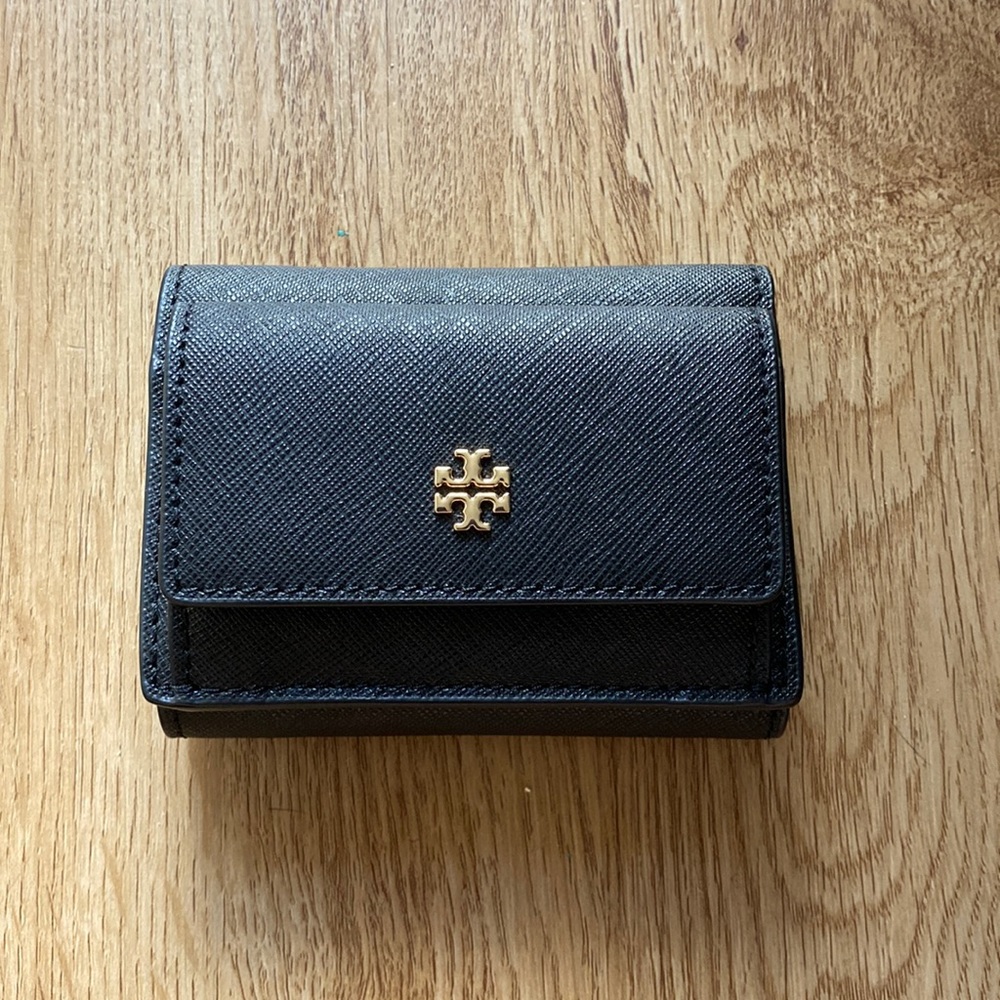 Tory Burch wallet